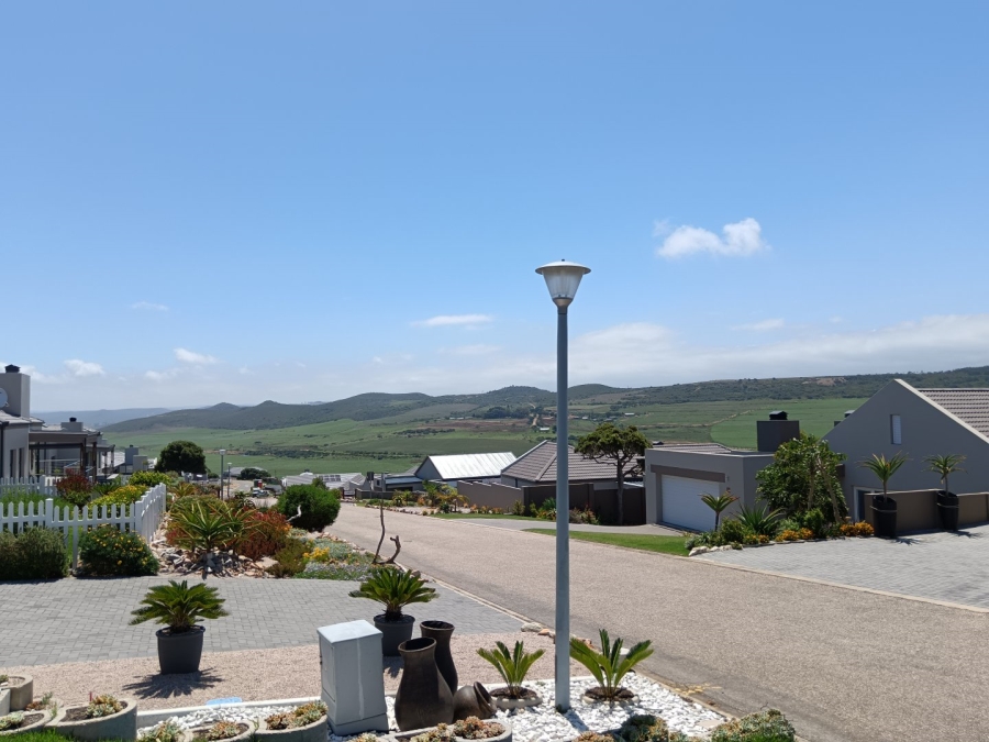 3 Bedroom Property for Sale in Reebok Western Cape